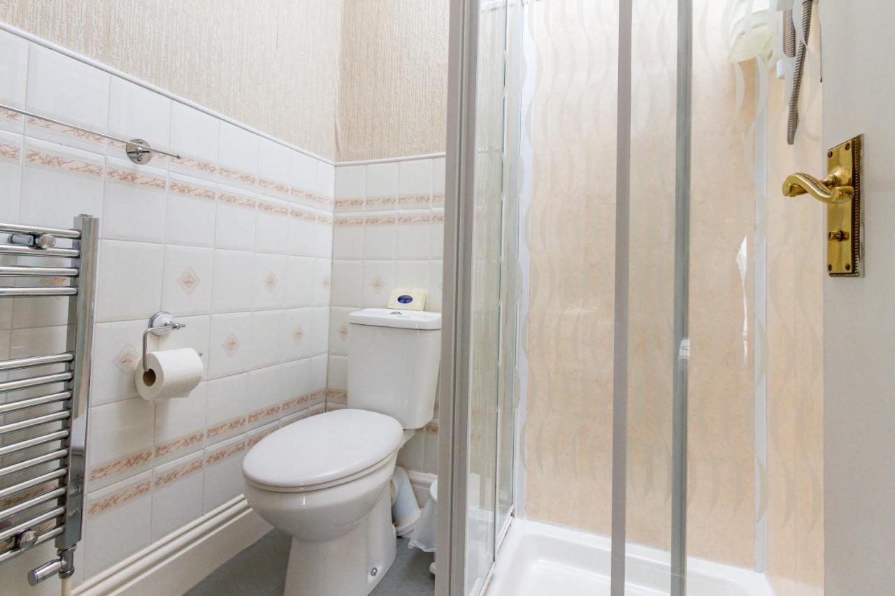 The Beechcliffe Hotel - Over 35'S Only بلاكبول الغرفة الصورة