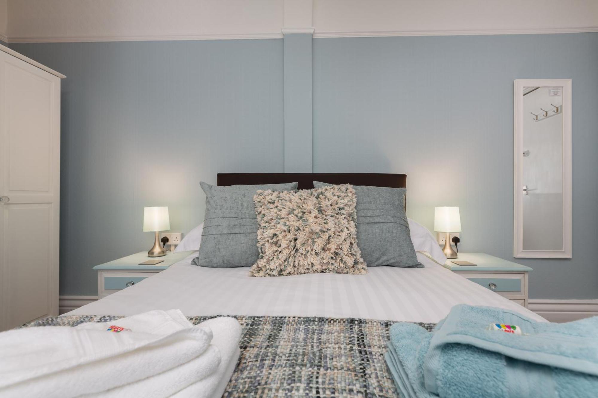 The Beechcliffe Hotel - Over 35'S Only بلاكبول المظهر الخارجي الصورة