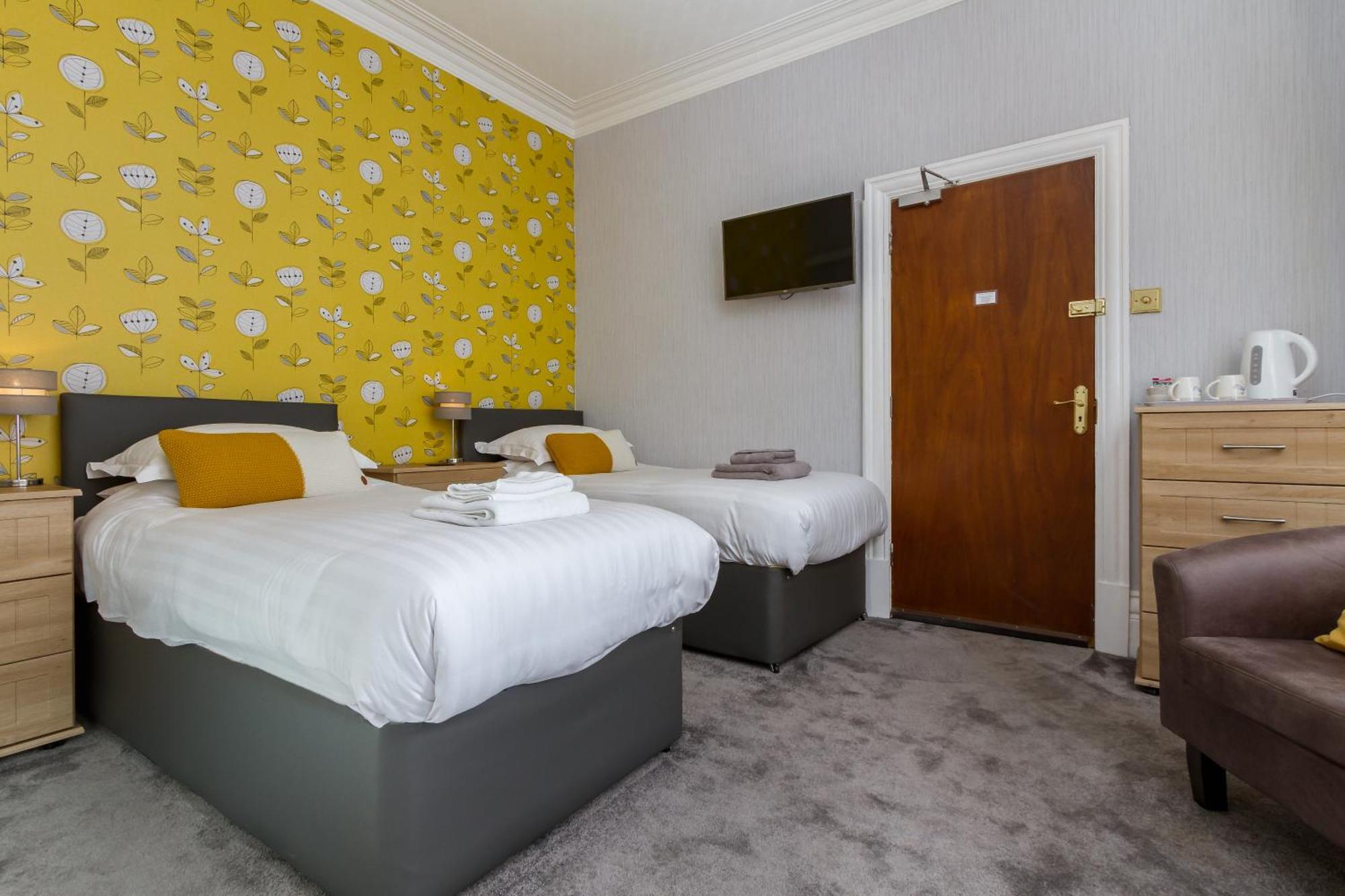 The Beechcliffe Hotel - Over 35'S Only بلاكبول المظهر الخارجي الصورة