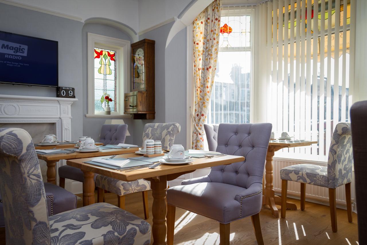 The Beechcliffe Hotel - Over 35'S Only بلاكبول المظهر الخارجي الصورة
